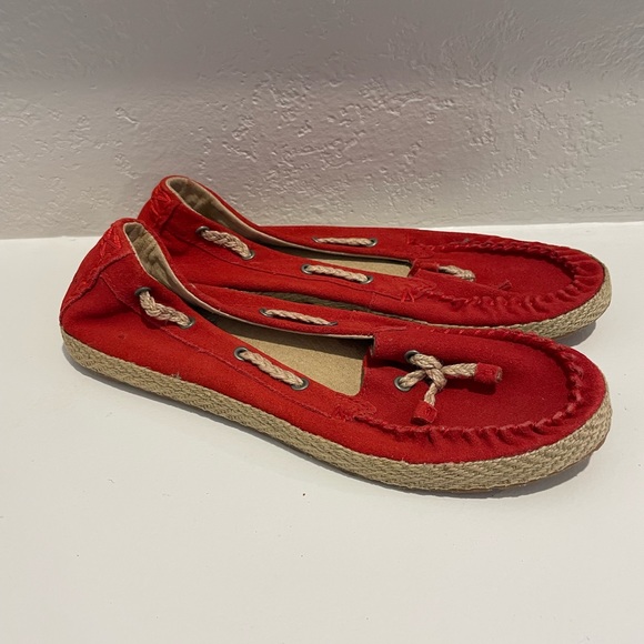 UGG Australia Red Flat Espardille Size 5 - Picture 6 of 6